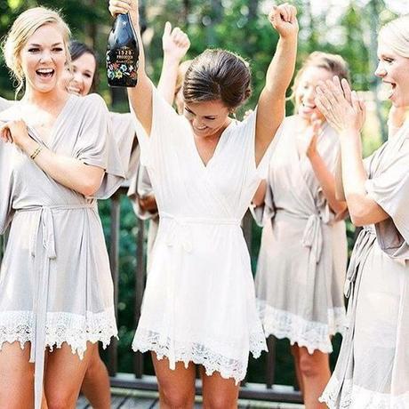 10 Ways To Keep Your Bridal Party Happy