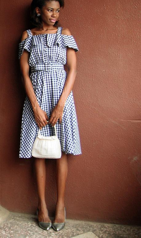 OFF DUTY STYLE // BLUE GINGHAM DRESS