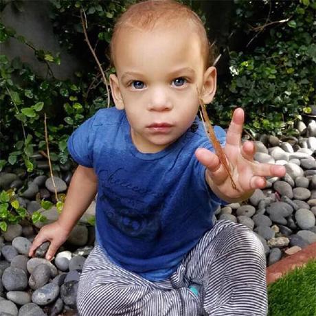 TYRA BANKS IS THE SOCIAL MEDIA QUEEN + SHE KINDA REGRETS POSTING A PIC OF HER SON ON SOCIAL MEDIA