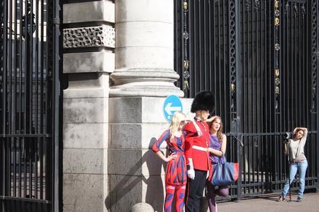 In & Around #London… Red London #Photoblog