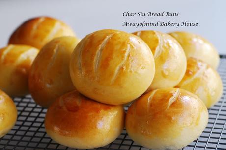 Char Siu Bread Buns 叉烧面包 (Chinese BBQ Pork Buns) (65C Tangzhong Method)
