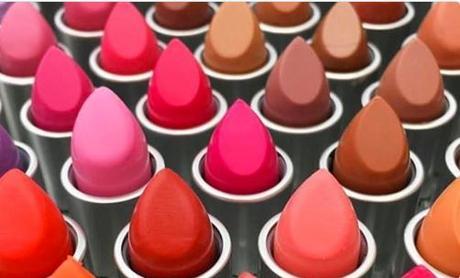 Reality of #FreeMACLipsticks This National Lipstick Day