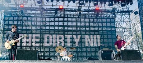 Minimum R&B: The Dirty Nil at WayHome 2017