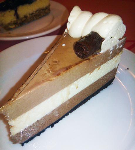 Calea Pastries and Coffee – Eating the Top 10 Best Seller Cakes.