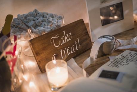 Romantic fall wedding in Skyros | Vicky & George wedding-wishing-table