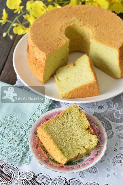bengawan solo soft pandan chiffon cake