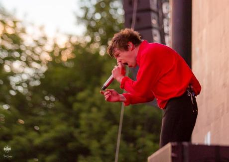 Whole Wide World: Cage The Elephant at WayHome 2017