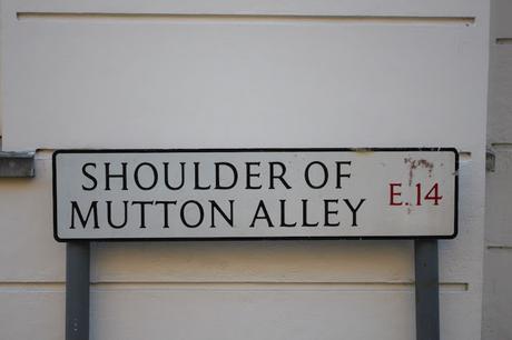 The #London Nightly #Photoblog 05:08:17 Shoulder of Mutton Alley