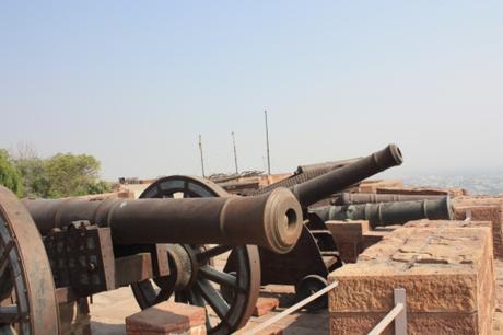 DAILY PHOTO: Weapons of Mehrangarh Fort