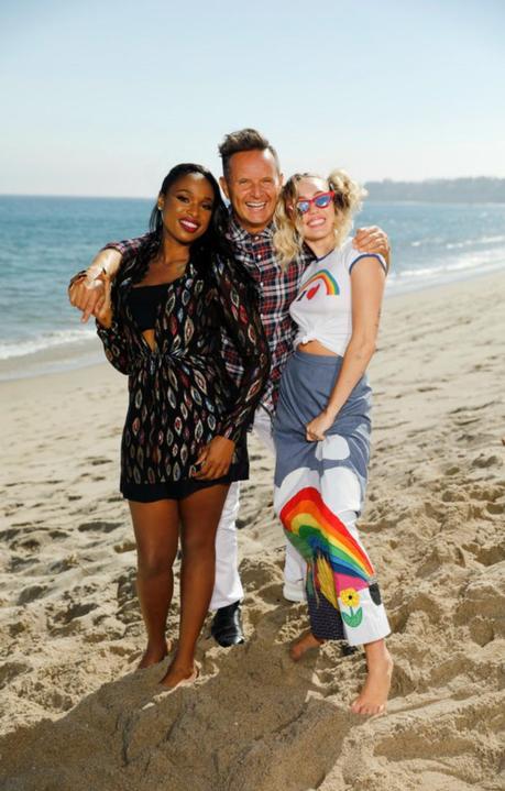 Pics! The Voice Welcomes Jennifer Hudson To The Team With Some Beach Fun