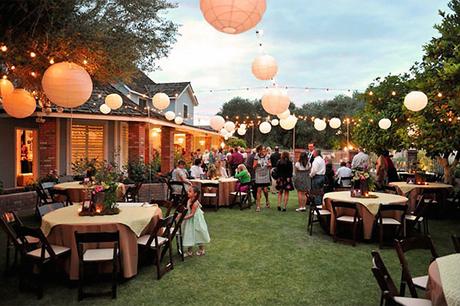 4 Tips for Making Your Backyard a Summer Party Spot