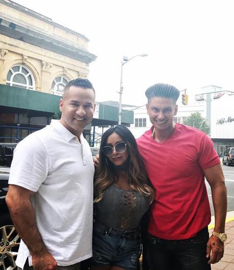 Here’s The “Jersey Shore” Reunion Trailer….. But Where’s Snooki’s Pickle?