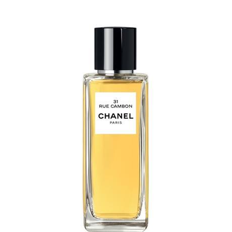 Detail: Chanel 31 Cambon fragrance.