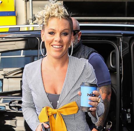 Pink No Longer Loathes Christina Aguilera Pink Absolute Radio