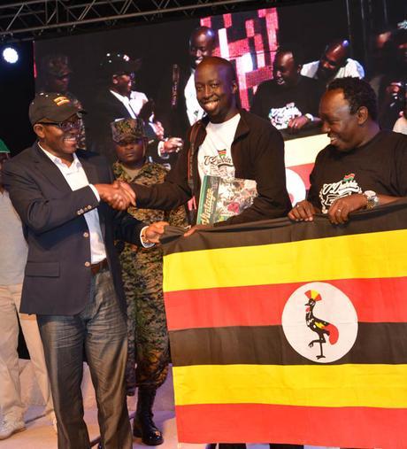 Katikkiro of Buganda congratulates Stephen Warui. Auto Show Kampala 2017