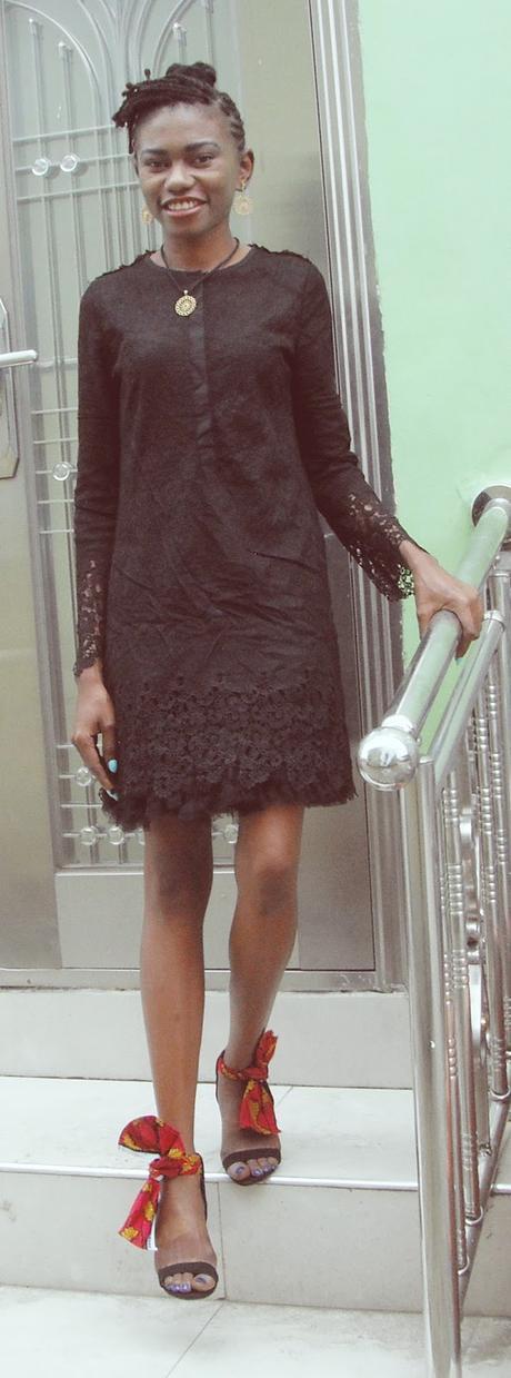 HOW TO WEAR A BLACK LACE DRESS WITH EXTENDERS AND ANKARA DETAILS
