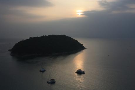 DAILY PHOTO: The Andaman Sea from Thailand