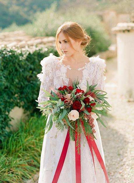 Romantic wedding inspiration in Corfu