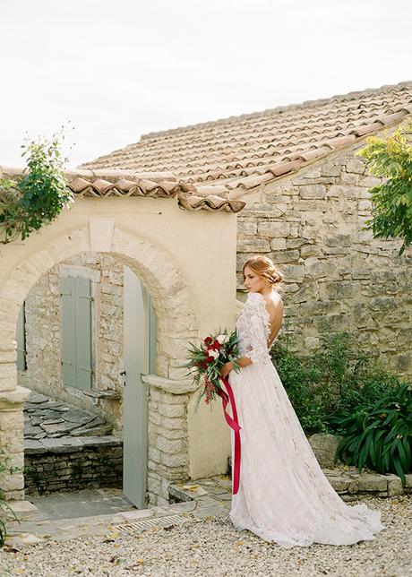 Romantic wedding inspiration in Corfu