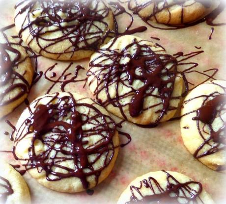Chocolate Drizzled Ginger Butter Cookies