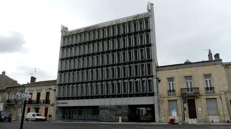 The Le Médoc office block and its Véronique Filozof bas-relief