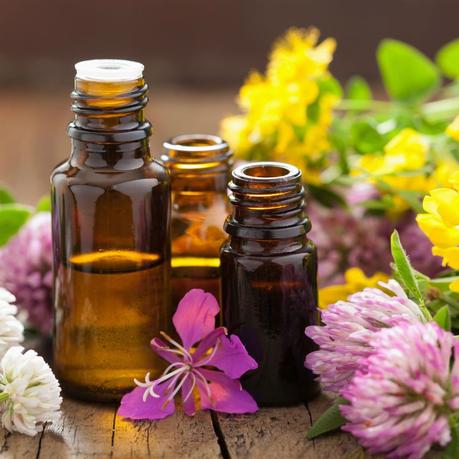 5 Essential Oils that will Help Improve Your Mood