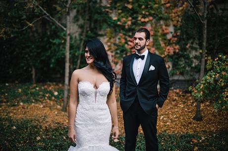 glamorous-wedding-gold-burgundy-colors-40