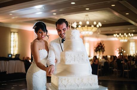 glamorous-wedding-gold-burgundy-colors-37