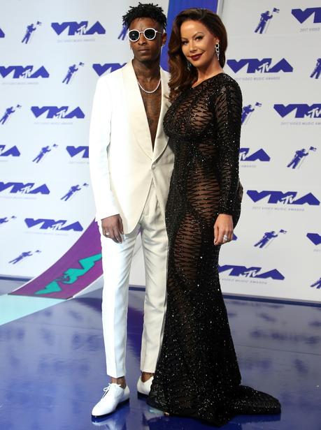 Amber Rose attended the VMAs with a wig & her boyfriend 21 Savage