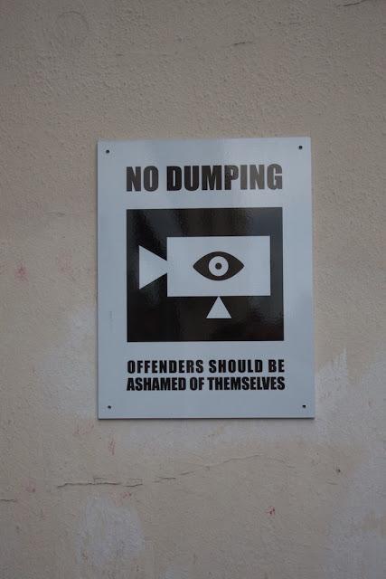 The #London Nightly #Photoblog 28:08:17 No Dumping!