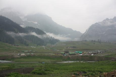 DAILY PHOTO: Kashmir Green, Dreary and Bright
