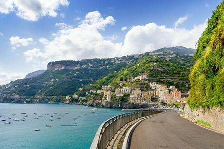 7 Proven Tips that will Keep you Alive whilst Driving the Amalfi Coast, Italy!