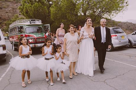 beautiful-rustic-wedding-in-cyprus-12