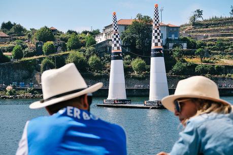 spectators along Viaduto do Cais das Pedras @ Red Bull Air Race Porto 2017