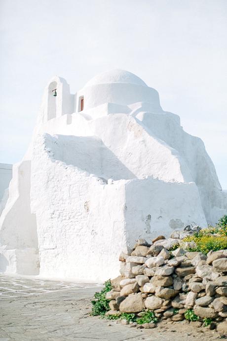 beautiful-ethereal-shoot-Mykonos-13