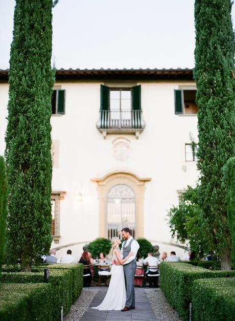 beautiful-villa-wedding-in-tuscany-27