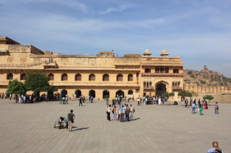 DAILY PHOTO: Scenes from within Amer Fort