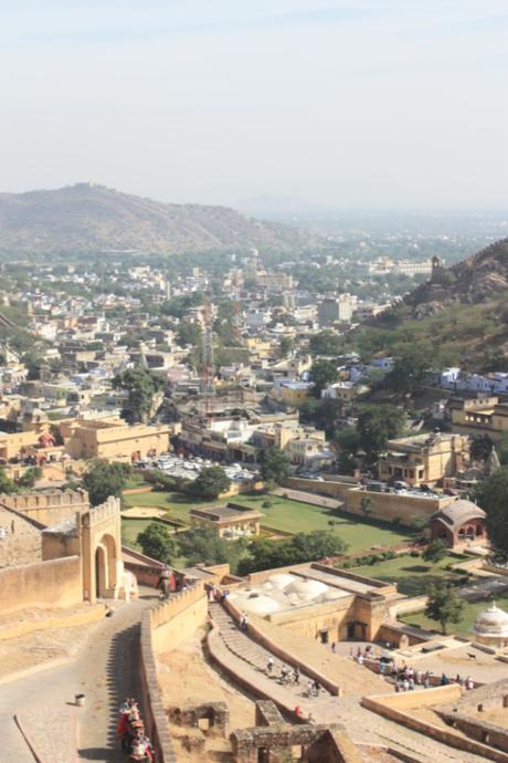 DAILY PHOTO: Scenes from within Amer Fort
