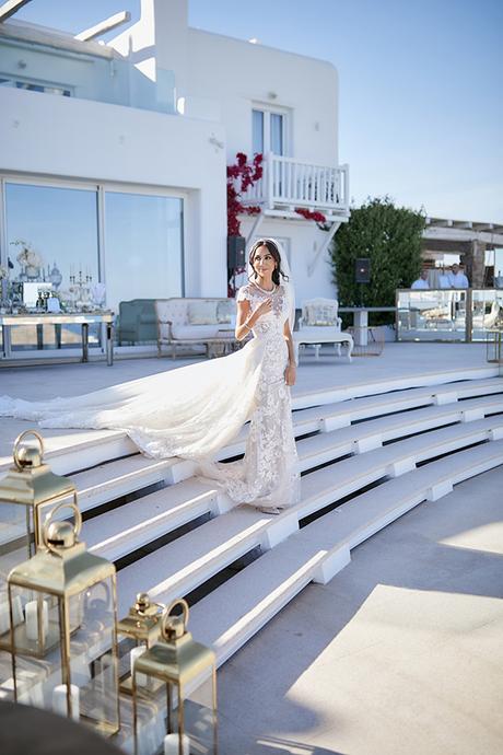 chic-glamorous-wedding-in-mykonos-amazing-berta-wedding-dress-7