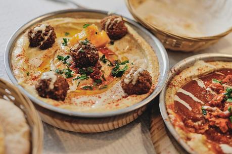 falafel and hummus at BoLo Falafel, Porto