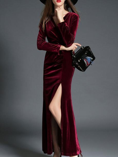 Spicy Up Your Fall With V-neck Dresses V-neck dress