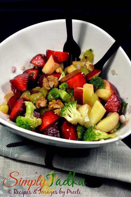 Broccoli Strawberry Salad with Apple Cider Vinaigrette