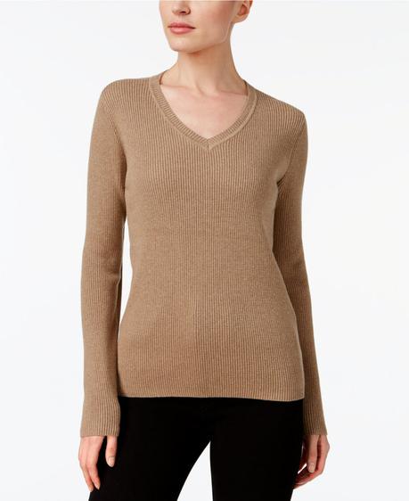 Cotton v-neck sweater from Karen Scott. Details at une femme d'un certain age.