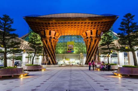 63. Kanazawa Station in Tokyo, Japan, has a show-stopping red gate — Tsuzumi Gate — at the entrance, reminiscent of traditional Japanese drums.