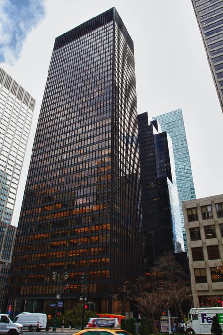 92. The Seagram Building in the heart of New York City is both conventional and unique, epitomising the virtues of modernism.