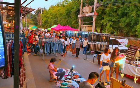 10 Best Night Markets in Thailand
