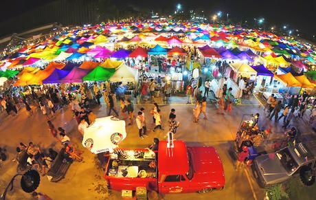 10 Best Night Markets in Thailand