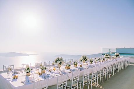 chic-destination-wedding-Santorini-31