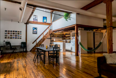 Chicago Staycation – Sunny Loft Airbnb
