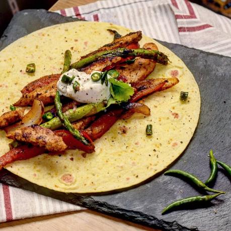 Recipe|| Chicken Fajitas with Creamy Black Pepper Cheese